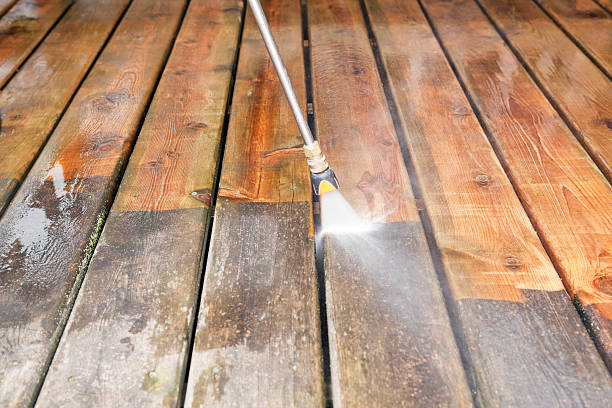 Best Factory Floor Cleaning  in Lakeport, CA